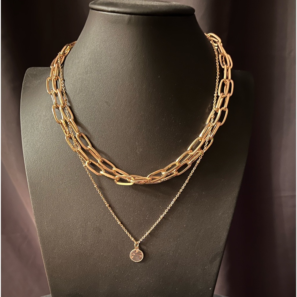 Essence New York- Gold 3 Layered Link Chain Necklace.